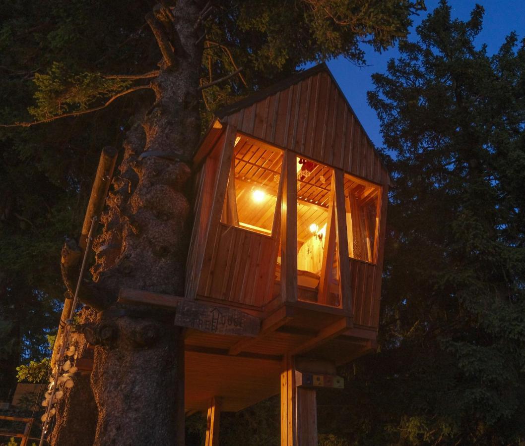 Tree House Alpinka Krvavec Villa แซเคลียนาโกเรนสเคม ภายนอก รูปภาพ